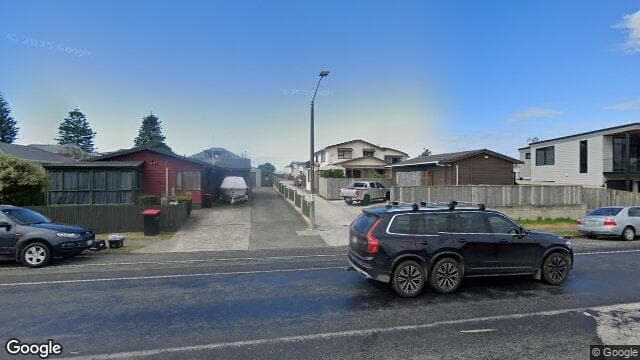 2/204 Te Awa Avenue