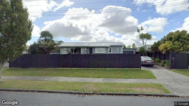 6 Heath Street