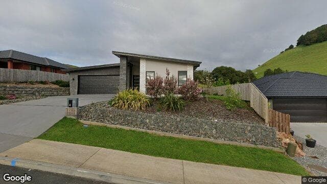 48 Rockridge Drive