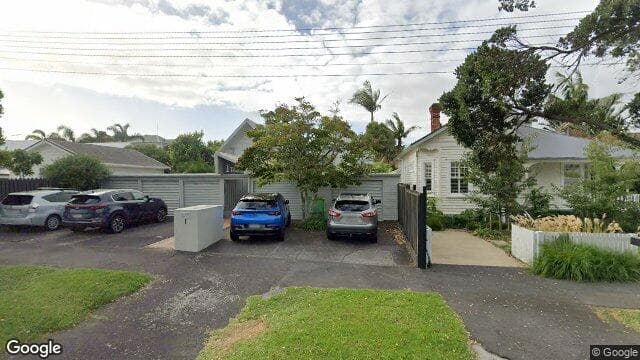 1/1 Tui Street
