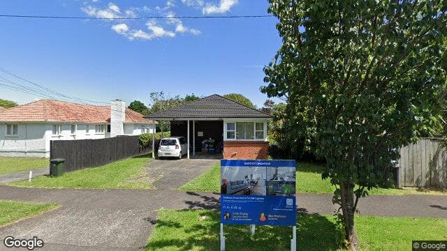 2/33 Parrish Road