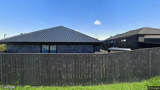 12 Routeburn Lane