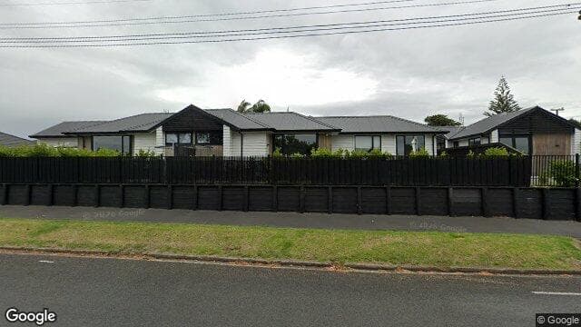 2/81 Storey Avenue