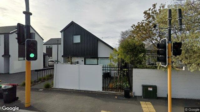 2/114 Cranford Street