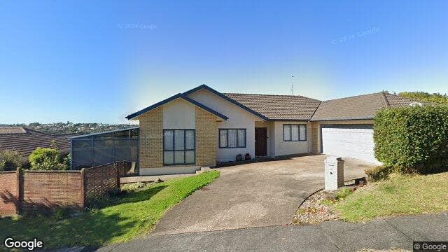 10 Lorikeet Road