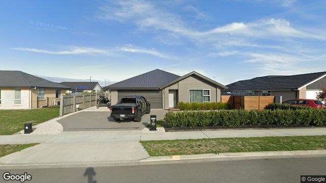 12 Oakdale Grove