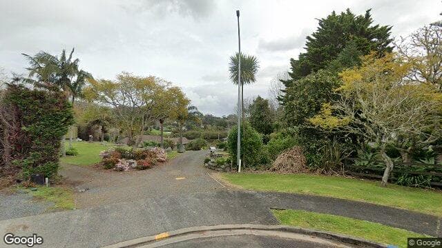 24 James Kemp Place