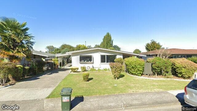 Street view of 212 Sunnybank Crescent
