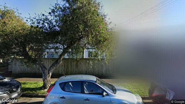 Street view of 1/8 Woodbine Avenue