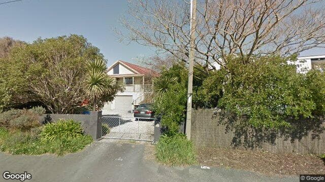 16 Broad Sea Avenue