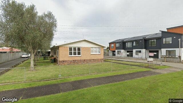 1/3 Fulton Crescent