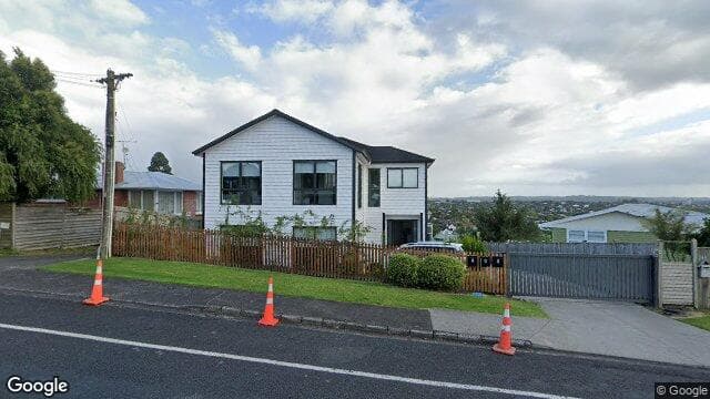 142B Luckens Road