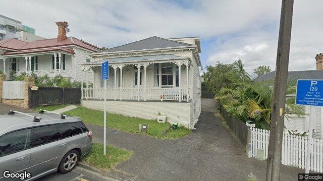 8 Scanlan Street