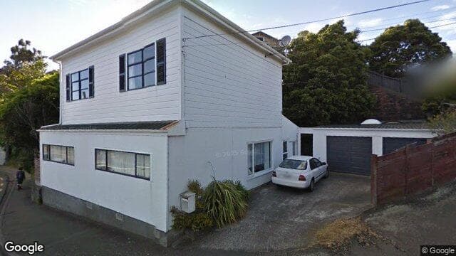 1 Cecil Road