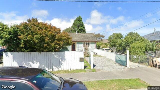 6A Dunarnan Street