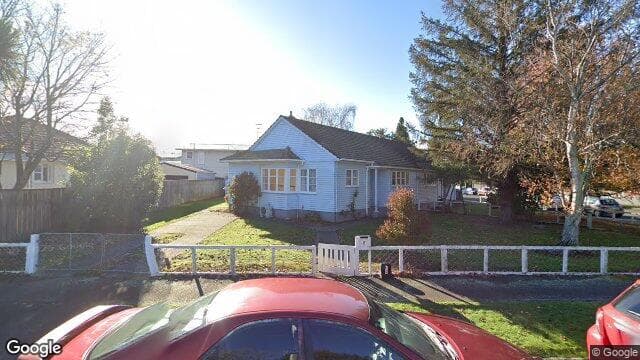 2 Anderson Street