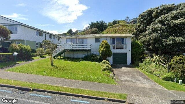 Street view of 7 Tweed Road