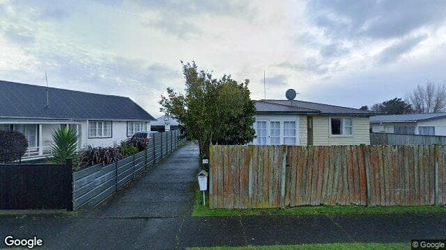 57A Sutherland Crescent