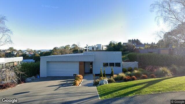 62 Derwent St