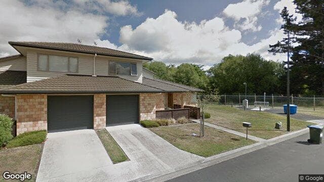 12/64 Kawaha Point Road