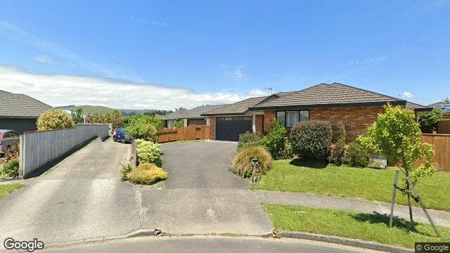16 Woodgate Court