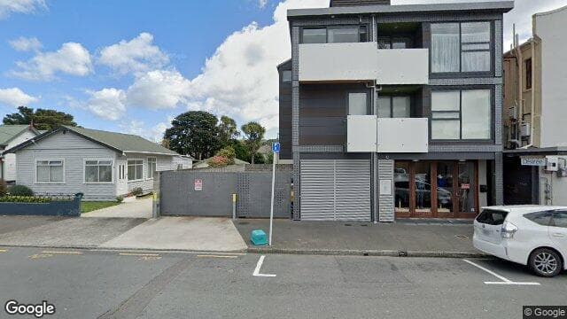 2/43 Tory Street