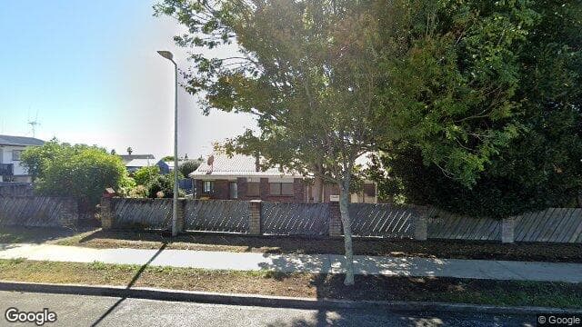 24 Hamblyn Crescent