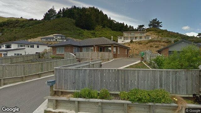 Street view of 48 Nelson Crescent