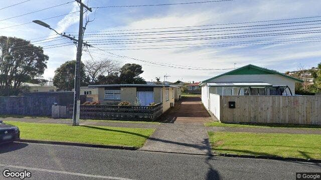 1/137A Ngamotu Road