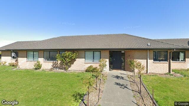 68 Dryden Ave