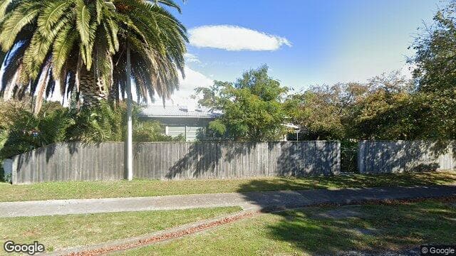 1112 Caroline Rd