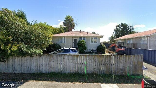 37A Sefton Crescent