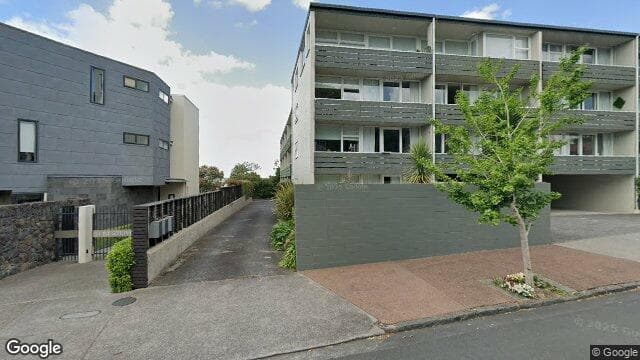 4/49 Saint Stephens Avenue