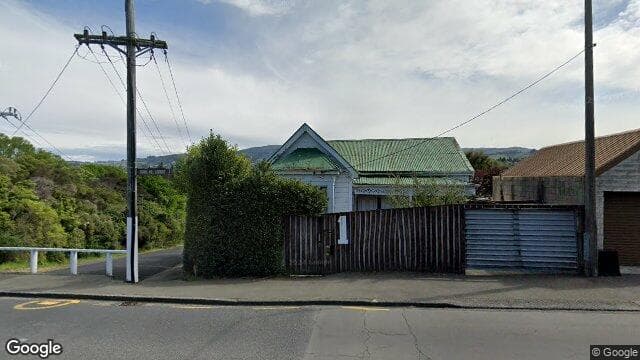 Street view of 3 Signal Hill Road