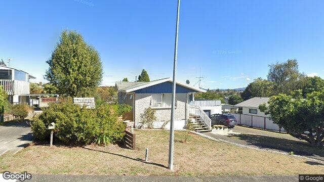 43 Russleigh Drive