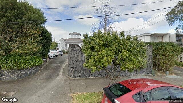Street view of 7/40 Clonbern Rd