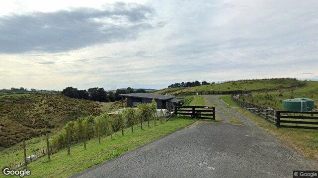 Street view of 37 Quarry Ridge