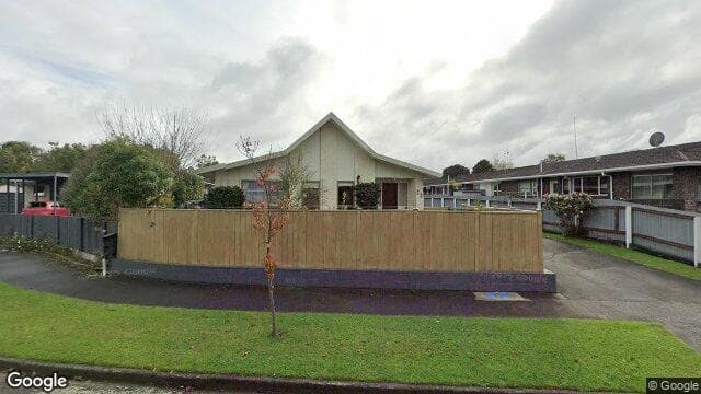 Street view of 5 Geraldine Cres