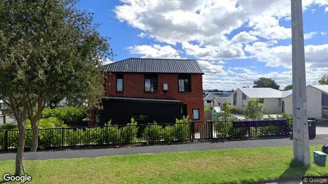Street view of 3/58 Queens Ave