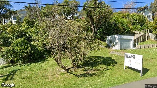 15 Crofton Road