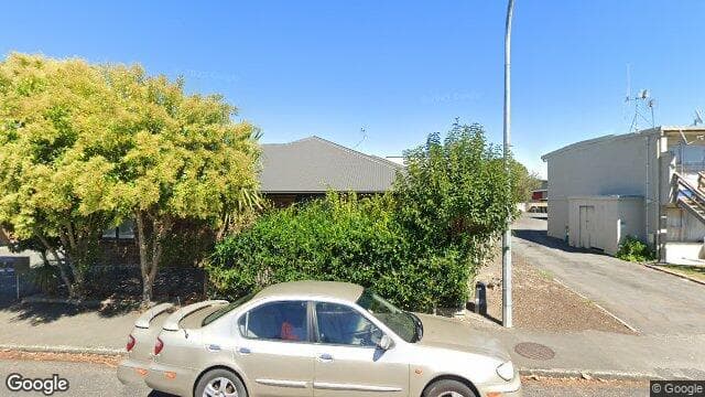 2/240 Old Farm Road