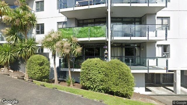 4F/6 Piwakawaka St