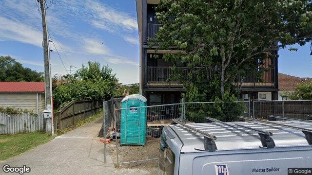 8/6 Hamlin Road