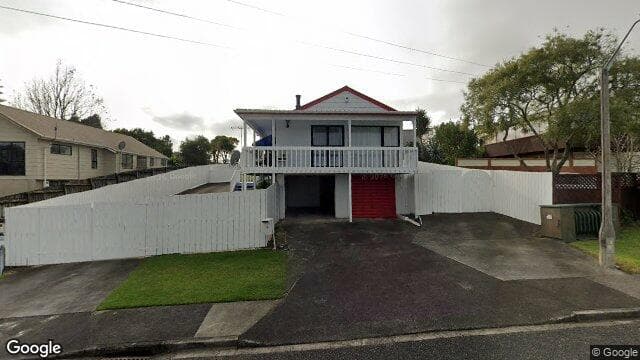 19 Hale Crescent
