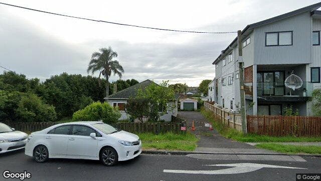 48A Astley Avenue