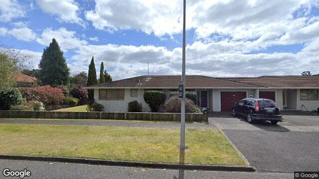 15B Tilsley Street