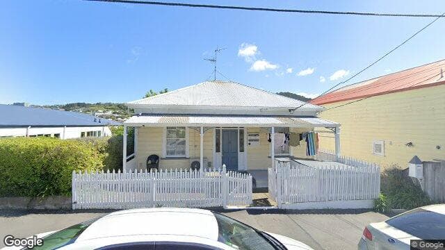 Street view of 10B Daniell St