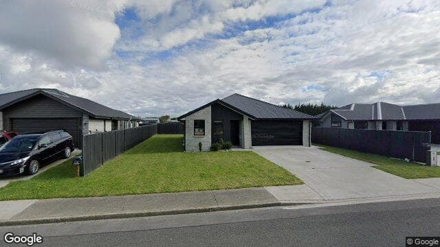 142 Stirrat Street