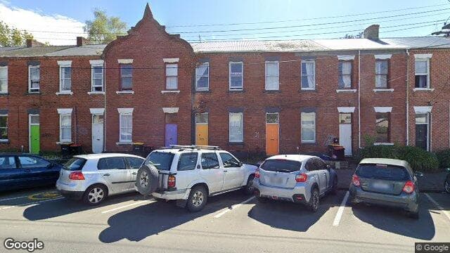 76 Dundas Street