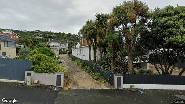10 Cliffs Road